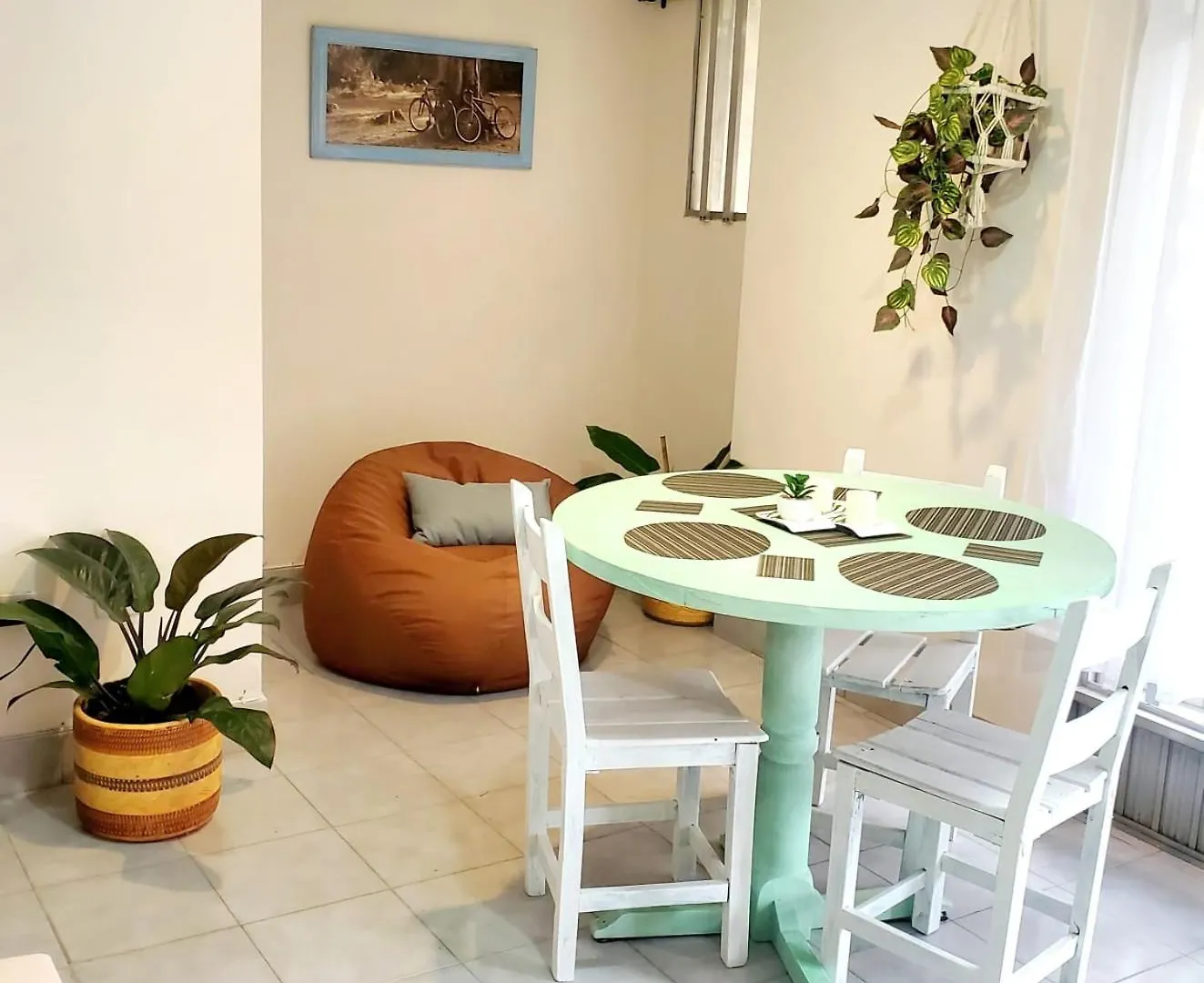 Casa Dali Coliving Hotel Medellin 0*,  Colombia